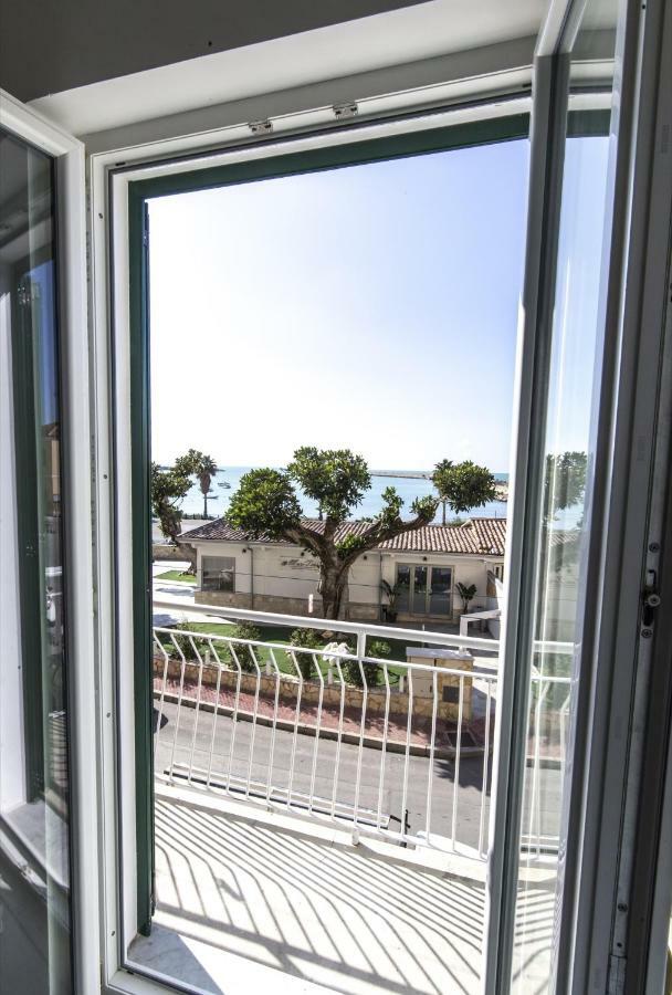 Via Crispi - Dimora Di Mare Apartment Porto Empedocle Exterior photo